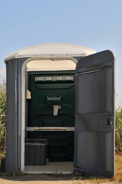 Porta potty delivery and setup in Wickerham Manor Fisher, PA